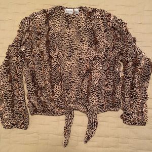 CHICOS SHEER FRONT TIE COVER (B-10)